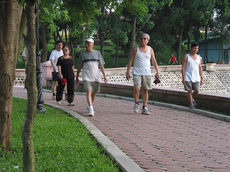 Đẩy lùi mãn dục sớm có khó không?