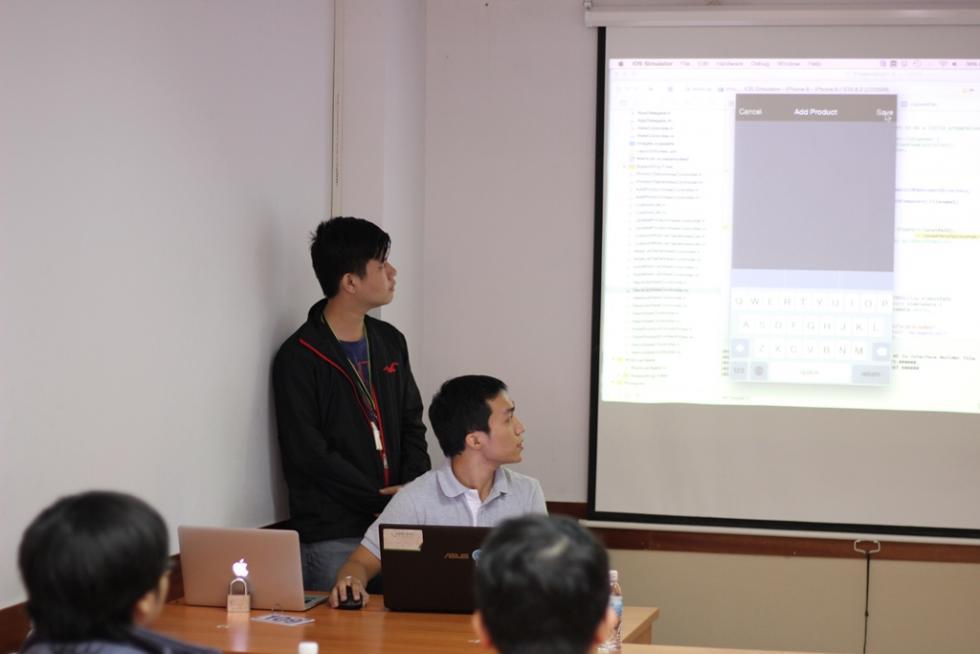 Sinh viên Đại học FPT tranh tài giải Lập trình ứng dụng trên điện thoại