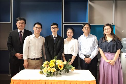Sinh viên ngành Ngôn ngữ Nhật tự tin bảo vệ tốt nghiệp