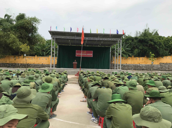 K13 Hoà Lạc lưu luyến ngày xuất ngũ