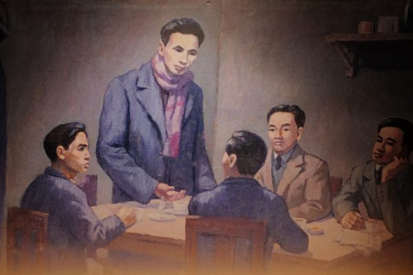 Triển lãm ‘Đảng Cộng sản Việt Nam qua các kỳ Đại hội’