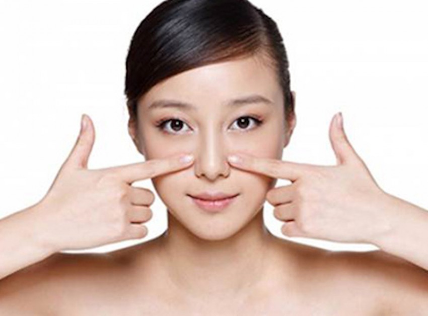 massage thu gọn cánh mũi