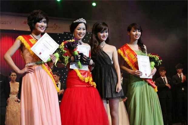Cuộc thi Miss FU qua góc nhìn của ‘Giáo sư Xoay’