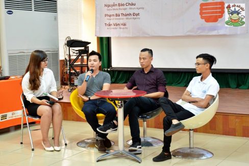 Sinh viên FPT tìm hiểu về môi trường agency