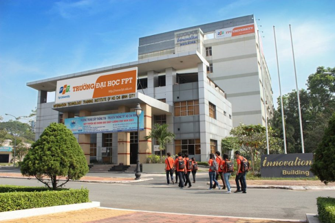 Mời bạn cùng mình trải qua 1 một ngày tại Đại học FPT nhé!