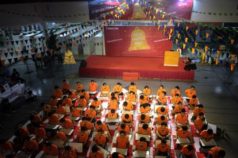 Kịch tính vòng chung kết Rung Chuông Vàng 2017