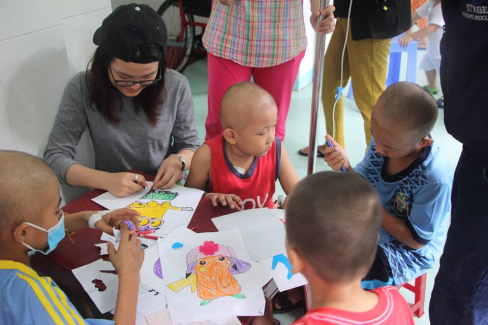 Cùng CLB Sitigroup trao những yêu thương