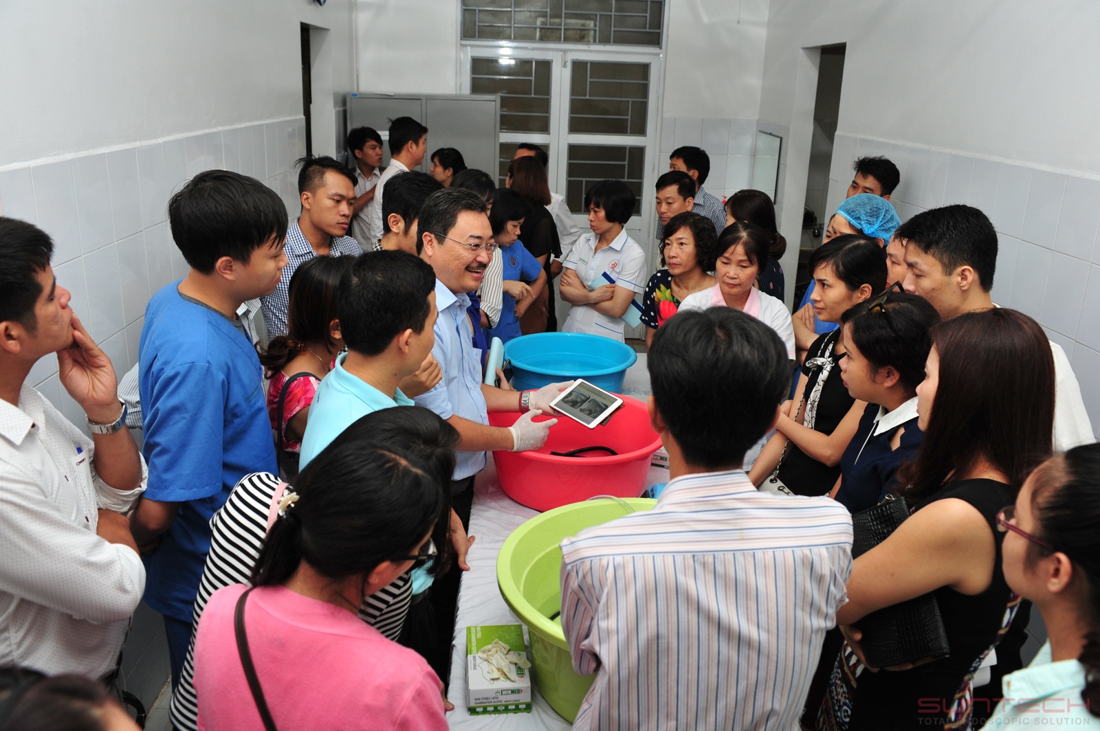 Tổ chức Workshop chuyên đề nội soi đại tràng: Chẩn đoán và điều trị tại Bệnh viện TƯQĐ 108