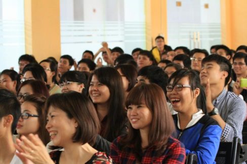 Sinh viên Đại học FPT luyện tiếng Nhật với “giáo viên” bản ngữ