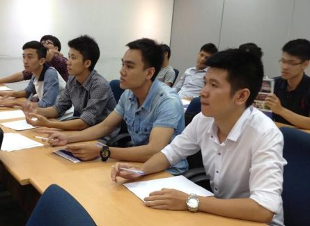 Sinh viên hưởng 100% lương khi thử việc tại Toshiba