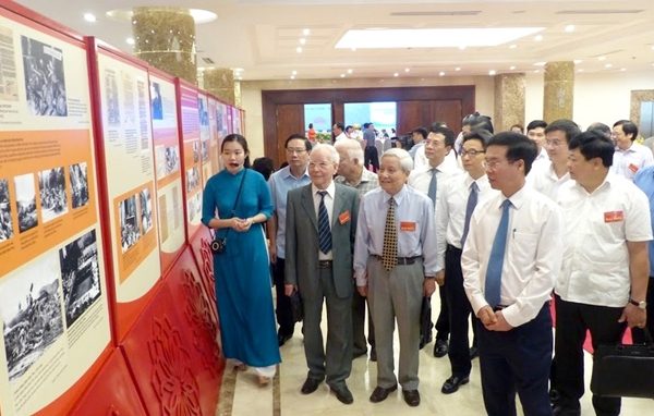 Làm sáng tỏ hơn vị trí, vai trò và những thành tựu quan trọng của công tác tuyên giáo