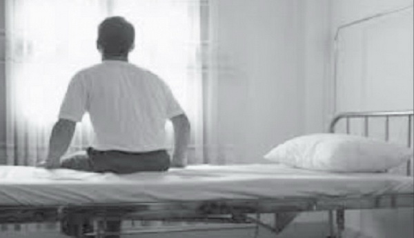 Khi “cậu nhỏ” cong vẹo...