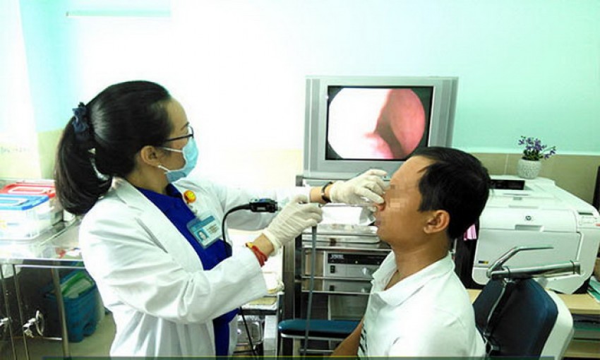 Rửa tay, dưới vòi nước trước khi chạm vào ống thông giúp ngừa viêm phúc mạc.