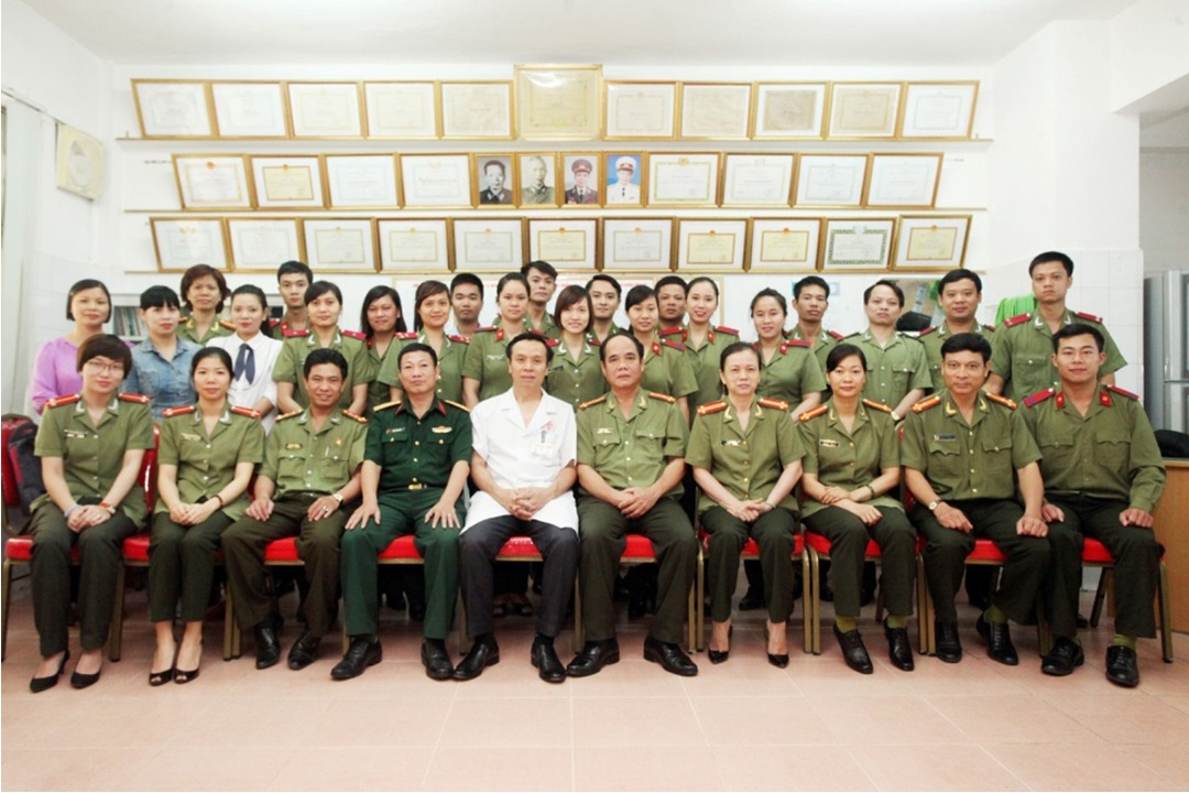Khai giảng lớp định hướng chuyên ngành Vật lý trị liệu và Phục hồi chức năng cho các học viên của ngành y tế Bộ Công an