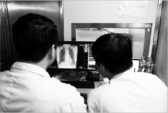 Làm thế nào để biết mình có bị lao phổi hay không?