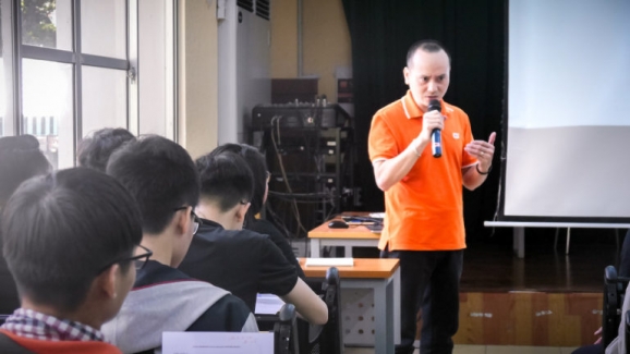Chia sẻ những bí quyết sống sót qua học kỳ 9 của trường Đại học FPT