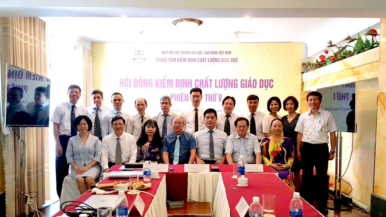 Trường ĐHSP Nghệ thuật TW được Hội đồng thẩm định và công nhận kết quả đánh giá chất lượng