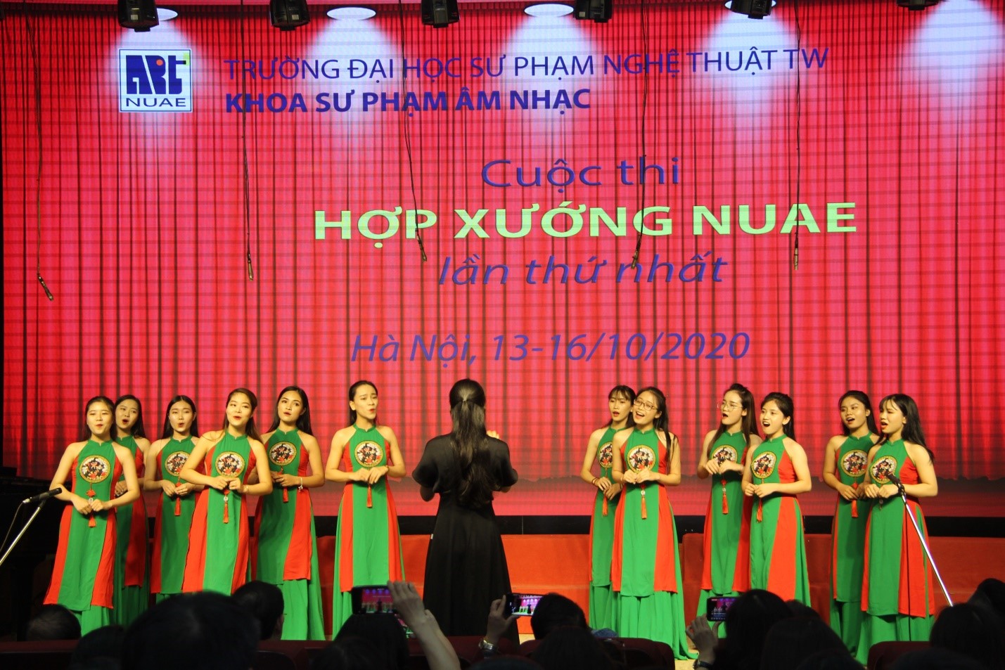 Bùng nổ vòng Chung kết Cuộc thi Hợp xướng - Chào mừng 50 năm thành lập Trường ĐHSP Nghệ thuật TW