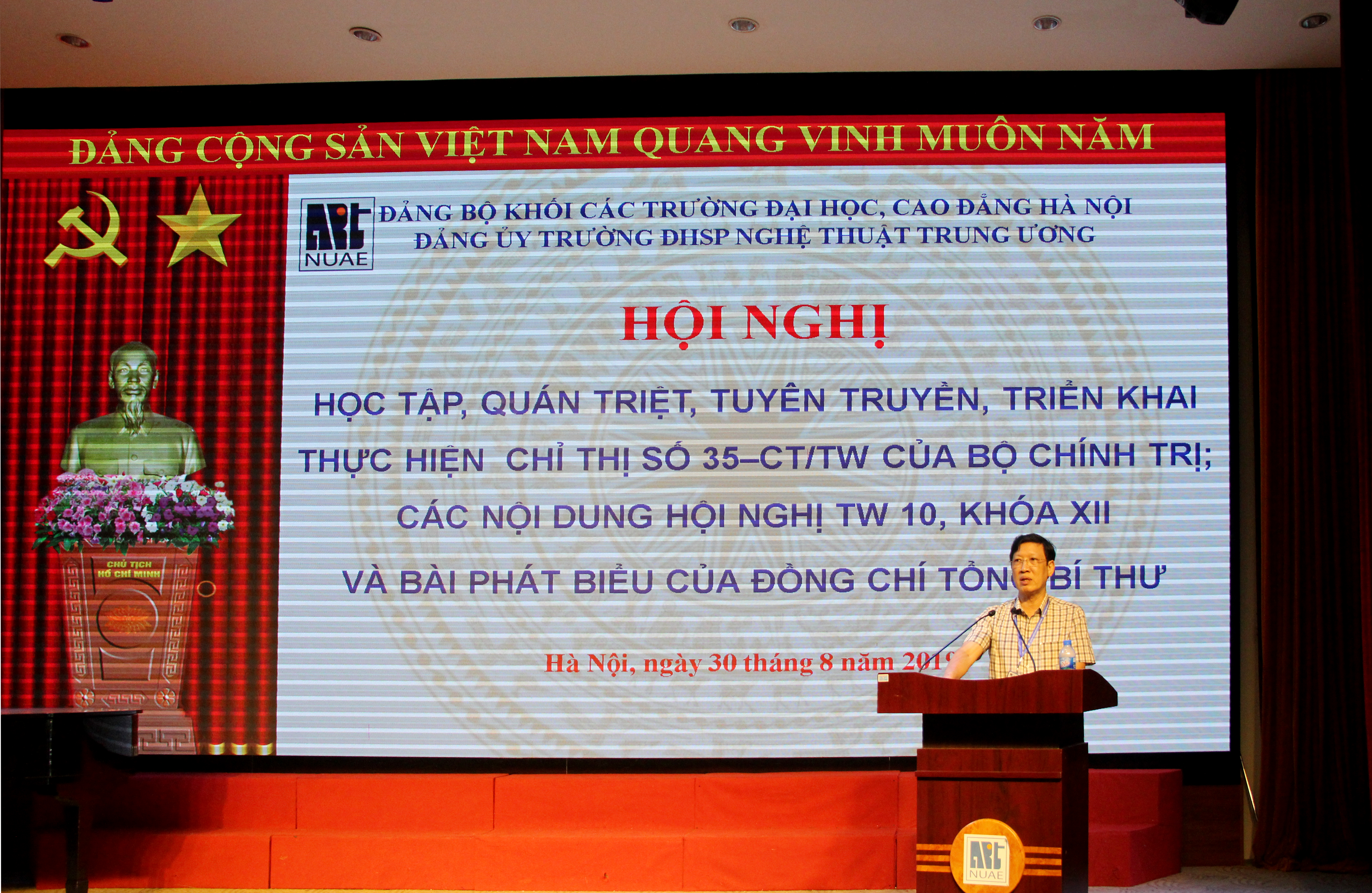 Hội nghị học tập, quán triệt, tuyên truyền, triển khai thực hiện Chỉ thị số 35-CT/TW của Bộ Chính trị; các nội dung Hội nghị Trung ương 10, khóa XII và bài phát biểu của đồng chí Tổng Bí thư