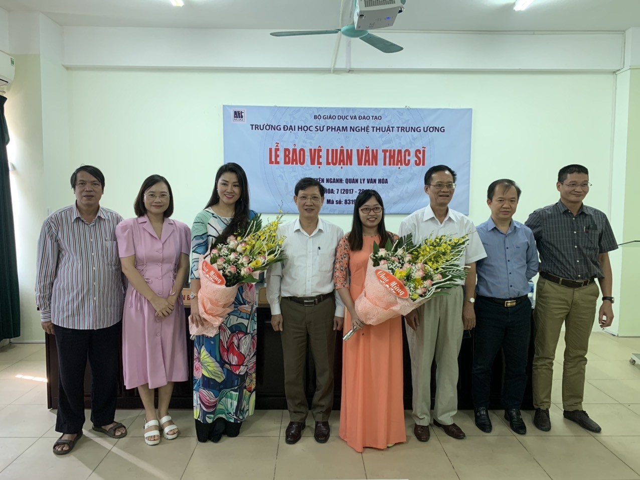 Lễ bảo vệ luận văn của hai học viên Bùi Thu Hằng và Đặng Thị Thanh Tâm (K6, 7) - Chuyên ngành Quản lý văn hóa