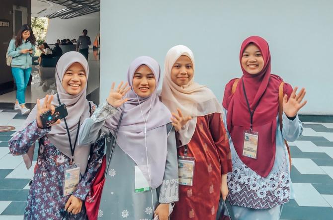 Sinh viên Đại học Sains Islam Malaysia thăm và giao lưu với sinh viên Đại học Tôn Đức Thắng