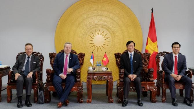 Bộ trưởng Bộ môi trường Cộng hòa Séc thăm Đại học Tôn Đức Thắng
