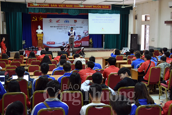 Ngày hội Thanh niên với văn hóa an toàn giao thông