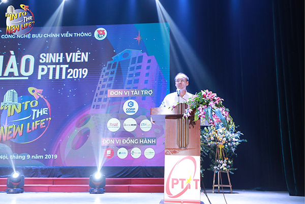 Đêm hội Chào Sinh viên PTIT 2019 với nhiều cung bậc cảm xúc cho tân sinh viên khóa D19