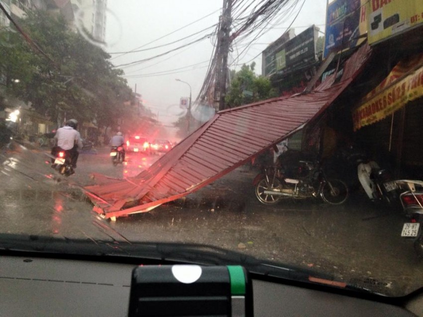 mưa dông, gió giật, Hà Nội