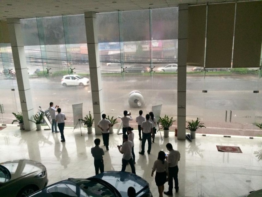 mưa dông, gió giật, Hà Nội