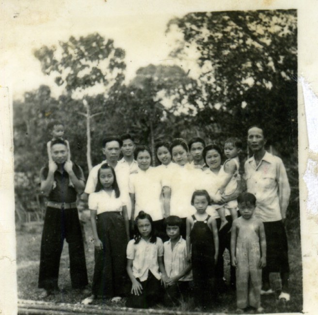 Cách “giữ” con của phu nhân Bộ trưởng Giáo dục