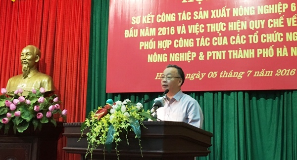 Vắng họp, một loạt lãnh đạo quận Hà Nội bị kiểm tra