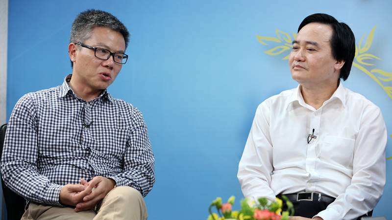 "Hiệu trưởng nhìn cấp trên để giữ ghế sẽ không có nhân tài"