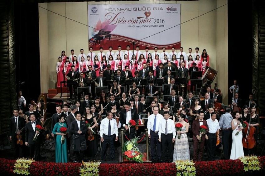 Hòa nhạc Điều còn mãi 2016, điều còn mãi, Đăng Dương, Tùng Dương,  Lê Anh Dũng, Hồng Vy, Thành Lê, Trần Mạnh Hùng,  Lê Phi Phi, Dàn nhạc Giao hưởng quốc gia
