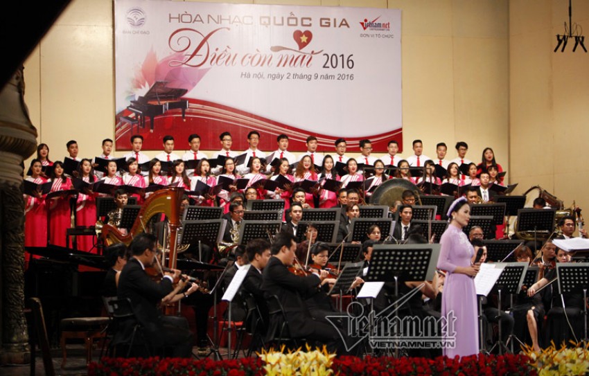 Hòa nhạc Điều còn mãi 2016, điều còn mãi, Đăng Dương, Tùng Dương,  Lê Anh Dũng, Hồng Vy, Thành Lê, Trần Mạnh Hùng,  Lê Phi Phi, Dàn nhạc Giao hưởng quốc gia