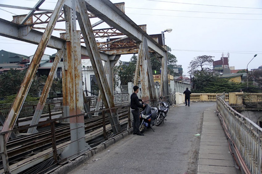 Hà Nội cực dễ thương mùng 1 Tết, khác xa ngày thường