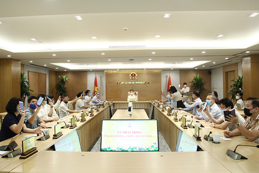 Bộ TT&TT phát động ủng hộ phòng, chống dịch Covid-19