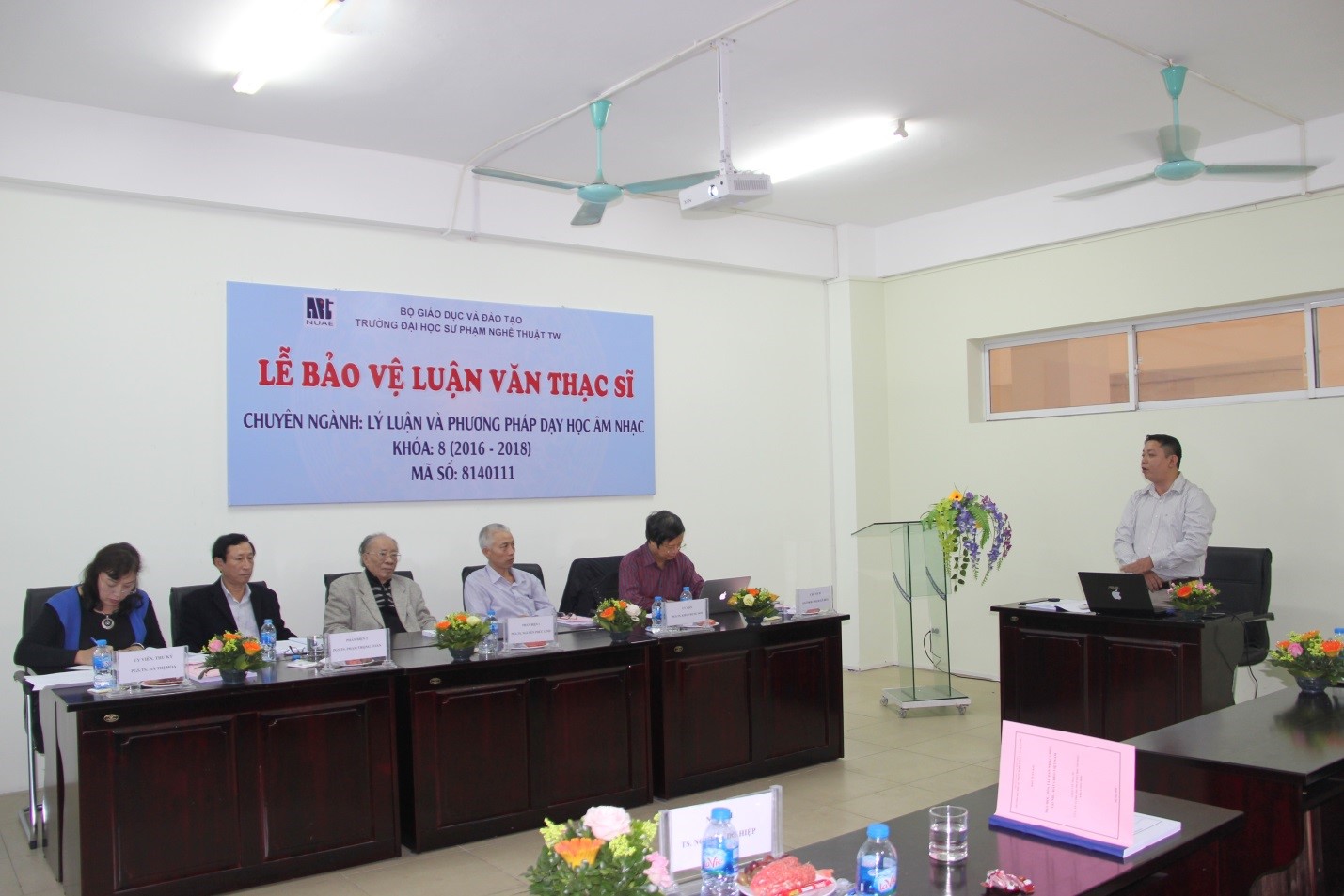 Lễ bảo vệ luận văn của hai học viên Phạm Hữu Dực và Đào Tuấn Hải (K8) - Chuyên ngành Lý luận và Phương pháp dạy học Âm nhạc