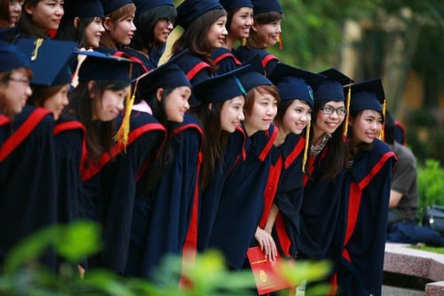 Một cổ "3 tròng" thì sao gọi là tự chủ?