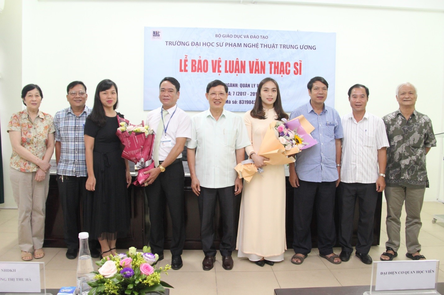 Lễ bảo vệ luận văn của hai học viên Võ Hồng Nhung Và Trần Hoàng Biên (K6) - Chuyên ngành Quản lý văn hóa