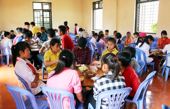 Nâng chất giáo dục từ duy trì sĩ số