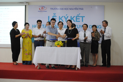 Sinh viên học và làm ngay từ năm đầu tiên