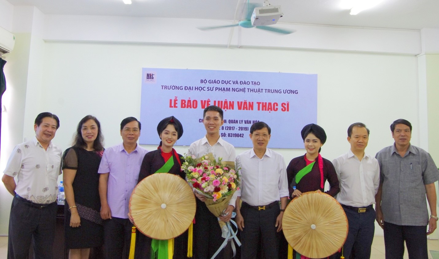Lễ bảo vệ luận văn của hai học viên Lê Đại và Lê Mạnh Hùng (K7,8) - Chuyên ngành Quản lý văn hóa