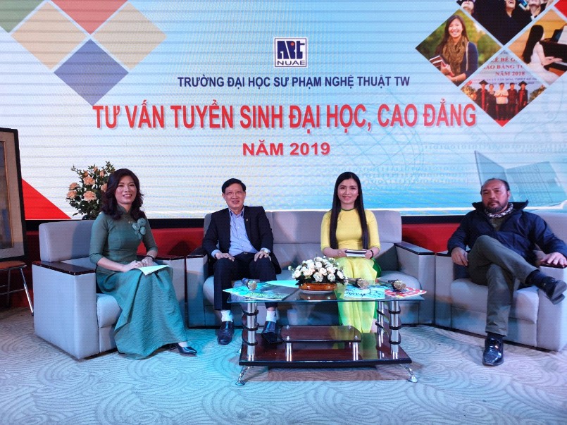 Trường Đại học Sư phạm Nghệ thuật Trung ương tuyển 400 thí sinh ở  mã ngành cử nhân Đại học Sư phạm Âm nhạc và Sư phạm Mỹ thuật