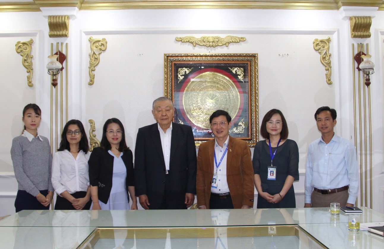 Trao đổi hợp tác giữa Trường ĐHSP Nghệ thuật TW, Việt Nam  với Công ty Miami Fuji, Nhật Bản