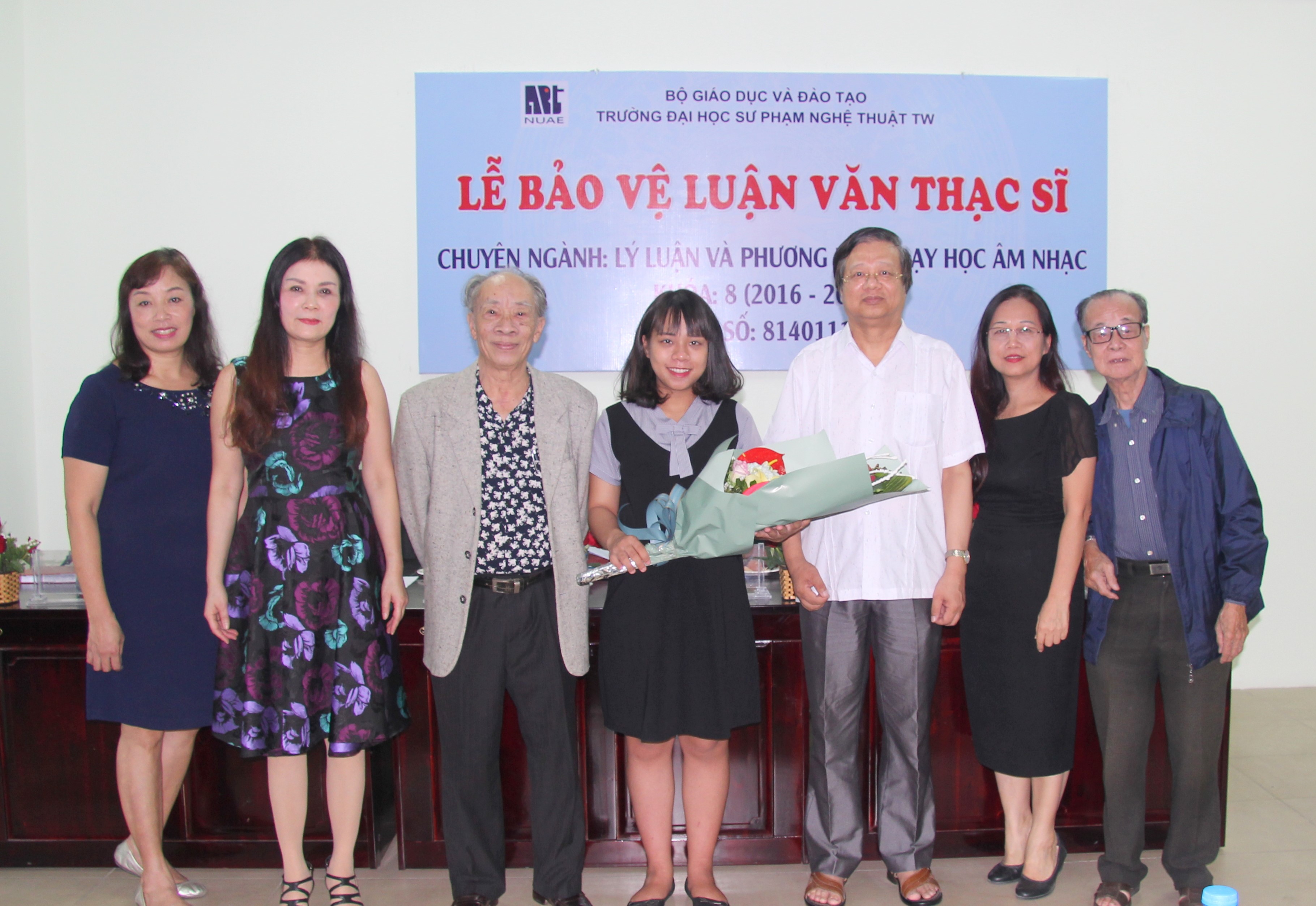 Lễ bảo vệ luận văn của học viên Trần Quỳnh Anh, K8 - Chuyên ngành Lý luận và Phương pháp dạy học Âm nhạc