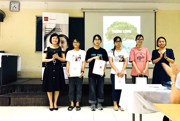 Hội thảo “Chia sẻ kinh nghiệm học kế toán chuẩn quốc tế”