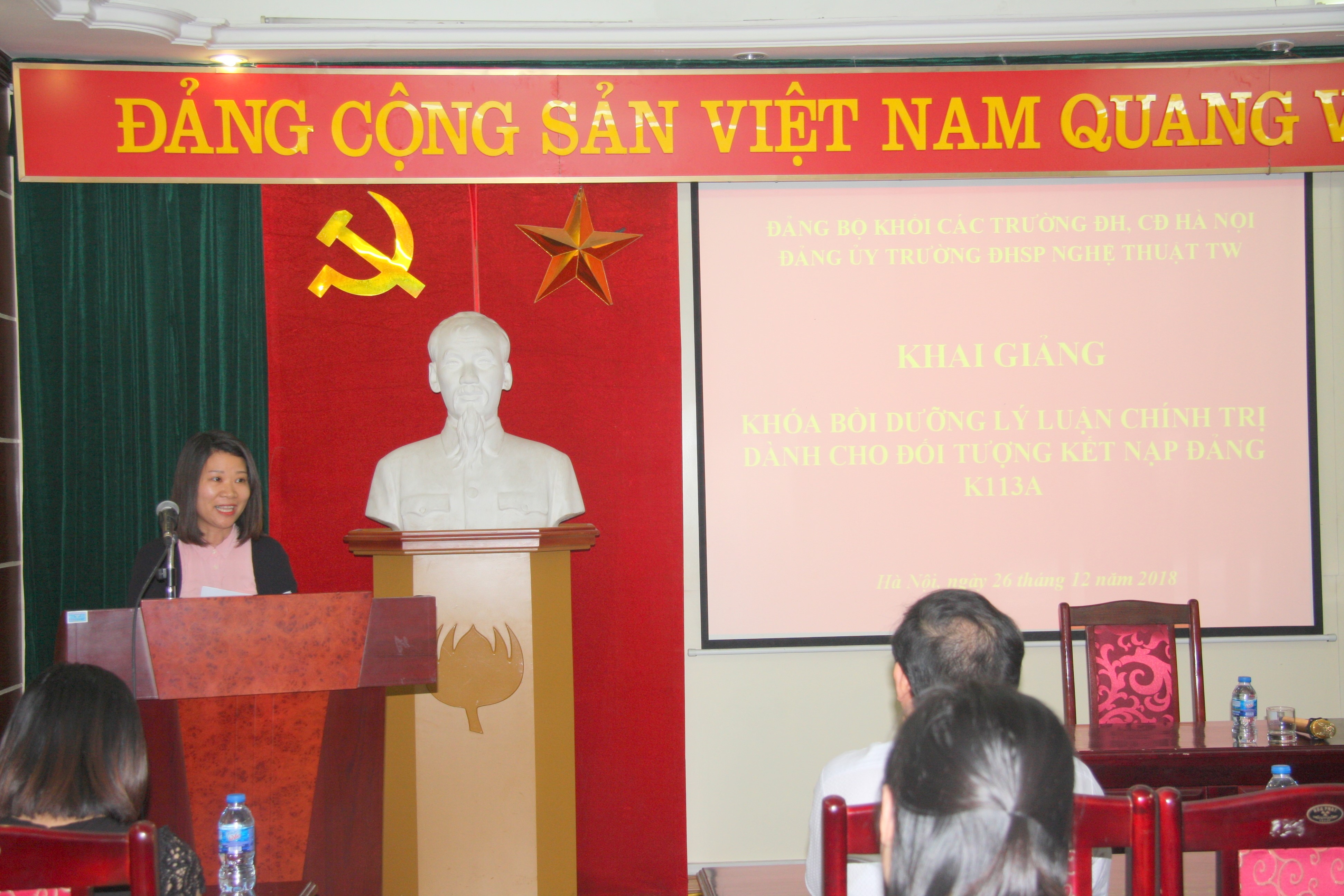 Khai giảng lớp bồi dưỡng nhận thức về Đảng năm 2018