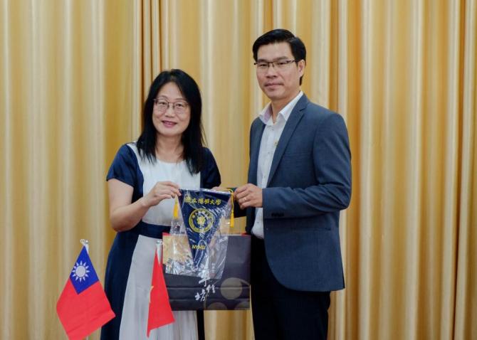 Đại học quốc gia Dương Minh thăm và làm việc với Đại học Tôn Đức Thắng