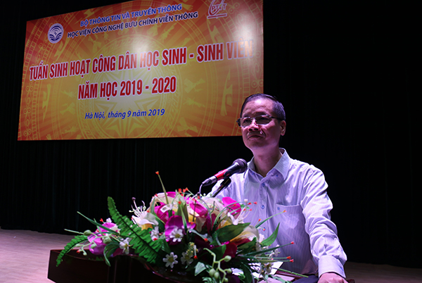 Sinh viên khóa 2019 tham gia “Tuần sinh hoạt công dân học sinh – sinh viên”